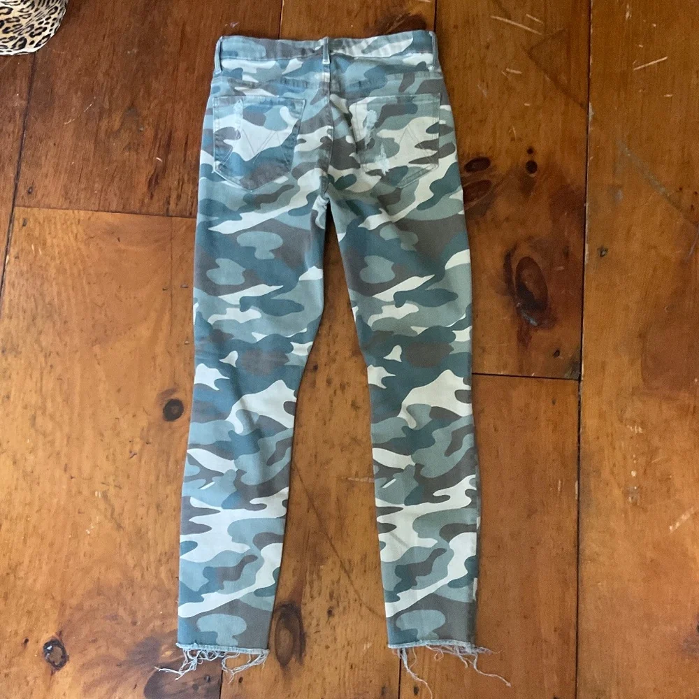 Mother High Waisted Looker Ankle Fray Camo Jeans sz27 - Picture 6 of 14